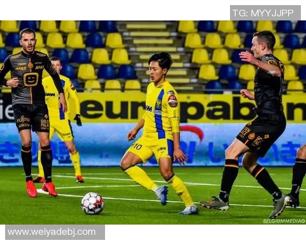 梅赫伦主场迎战布鲁日期待精彩对决双方争夺胜利的激烈较量