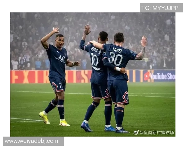 洛里昂主场迎战巴黎圣日尔曼期待精彩对决与激烈竞争