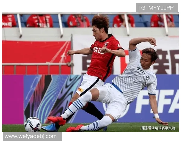 长崎航海与冈山绿的激烈对决展现足球魅力与团队精神的完美结合